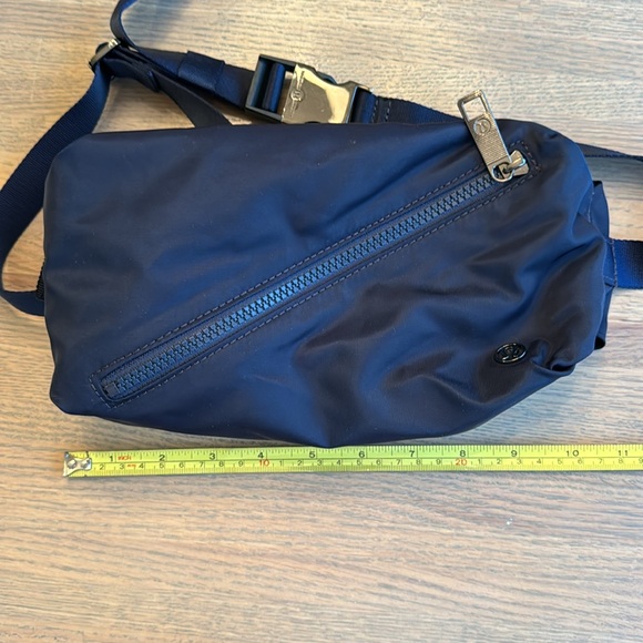 Lululemon Belt Bag - Picture 7 of 8